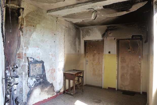 Ватру распирили стари струјомери